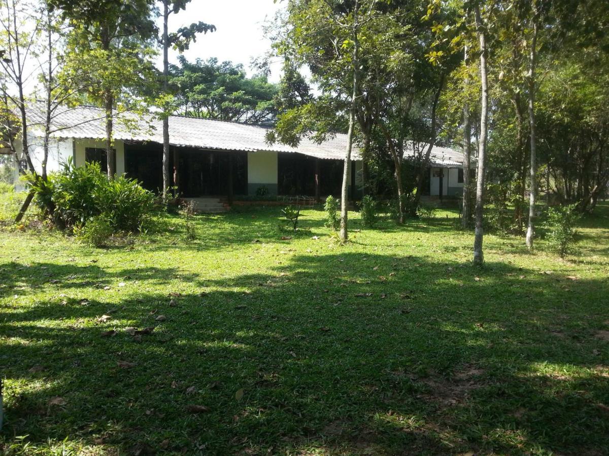 Isaan Perazim Park Hotel Roi Et Bagian luar foto