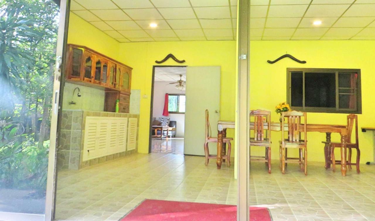 Isaan Perazim Park Hotel Roi Et Bagian luar foto