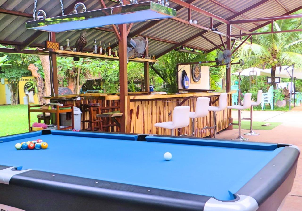 Isaan Perazim Park Hotel Roi Et Bagian luar foto