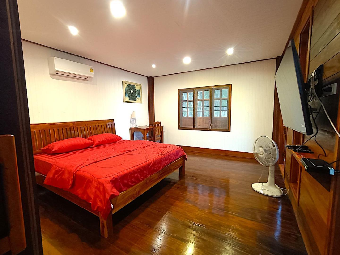 Isaan Perazim Park Hotel Roi Et Bagian luar foto